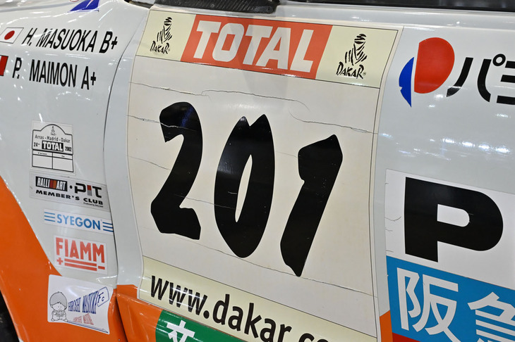 三菱パジェロ ダカールラリー総合優勝車両（2002年）