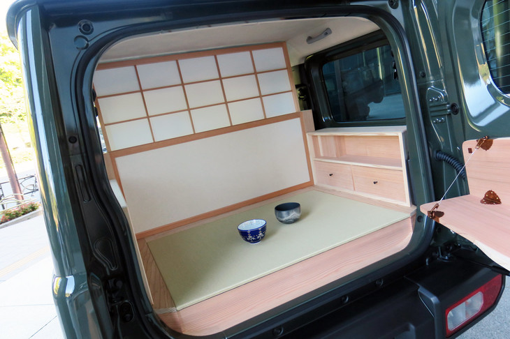 当初はこの空間で、お茶をたてることも想定していたそうだが、さすがに高さが足りないことから断念したという。