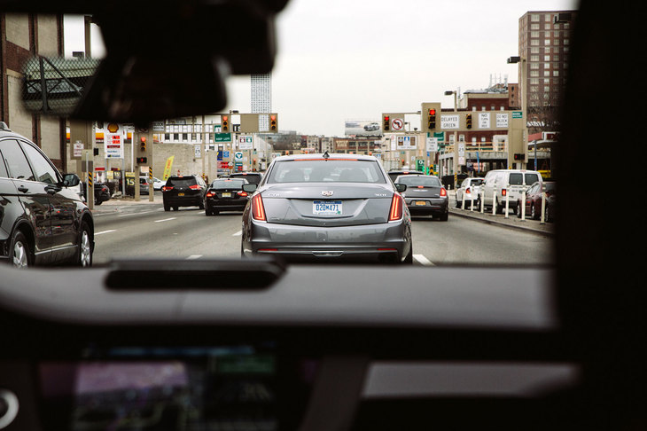 いざテストドライブを開始。マンハッタンからニュージャージーに向かい、そこから西に伸びるハイウェイに乗った。