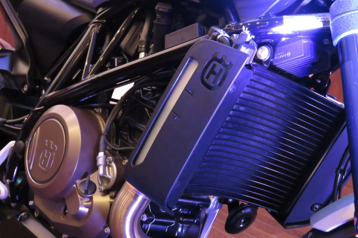 ハスクバーナ・ヴィットピレン701