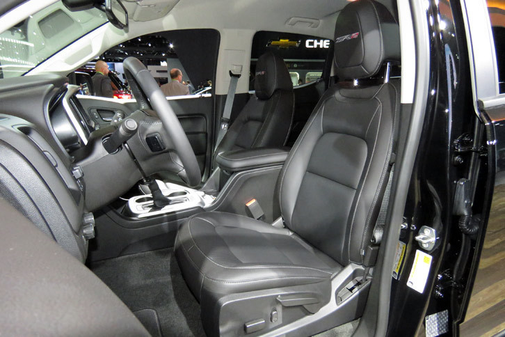 シボレー・コロラドZR2