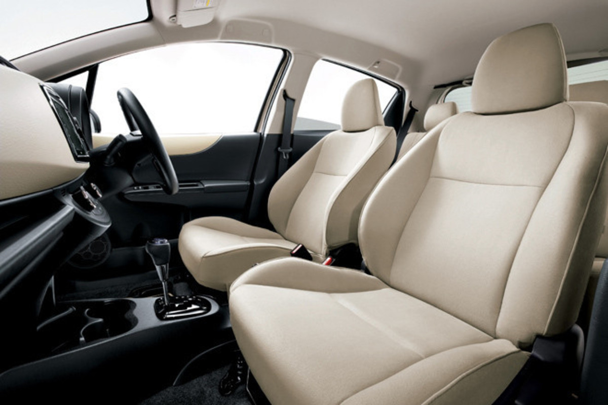 内装にこだわった トヨタ ヴィッツ 発売 ニュース Webcg