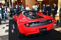 ロータス、軽量化を進めたニューラインナップをお披露目の画像