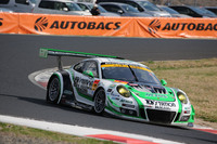 No.7 D'station Porscheは、予選20番手からスタートし2位の座を獲得した。