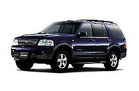 フォードSUVで海へ行け！マリンスポーツを楽しむための「アクアフィール」