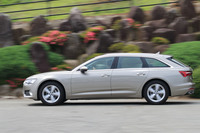 「A6 40 TDI」には、欧州計測値で約3％の省燃費効果を実現したという、12Vのマイルドハイブリッド機構が装備される。