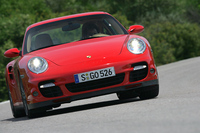 ポルシェ911ターボ（4WD/6MT）／911ターボ（4WD/5AT）【海外試乗記（前編）】
