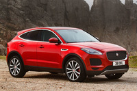 2017年7月に英国ロンドンで世界初公開された「Eペース」。日本では、同年11月の名古屋モーターショーで初披露された。