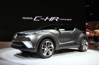 新世代コンパクトクロスオーバー「C-HRコンセプト」。