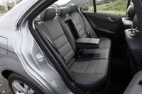 メルセデス・ベンツC250 CGI ブルーエフィシェンシー アバンギャルド（FR/5AT）【試乗記】の画像