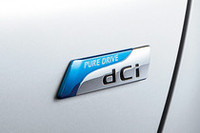 日産が国内ディーゼル本格参入、「エクストレイル」に新グレード追加の画像