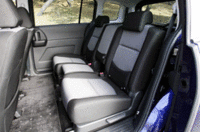 写真をクリックすると｢カラクリ7thシート｣と「カラクリ収納ボックス」の展開するさまが見られます。