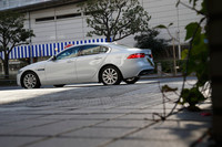 「XE 20d」の燃費性能は、JC08モード計測で17.1km/リッターとなっている。