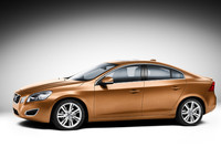 ボルボ、新型「S60」の写真を公開の画像