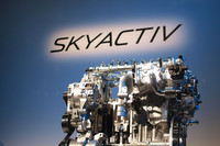 「スカイアクティブD」