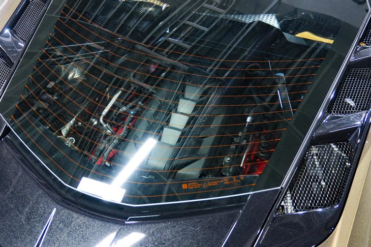 シボレー・コルベット2LT（6.2リッターV8 OHVエンジン）