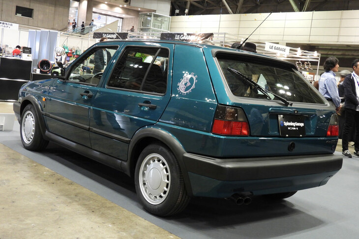 フォルクスワーゲン・ゴルフGTI-16 v ファイア＆アイス（1991年）