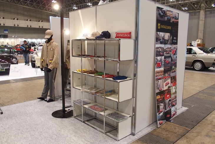 VINTAGE LOVERSの出展ブース。