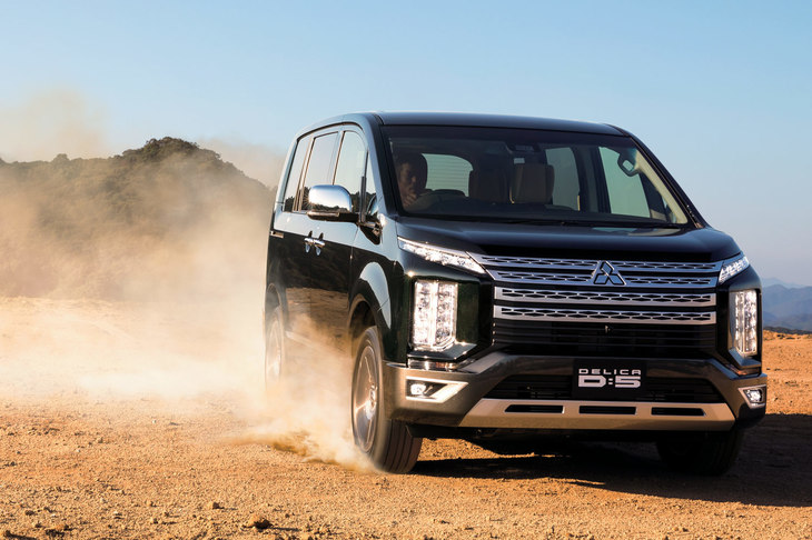 三菱デリカD：5