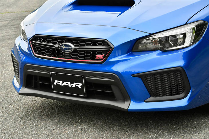 スバルWRX STIタイプRA-R（フロントマスク）