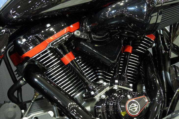 ハーレーダビッドソンCVOロードグライドST