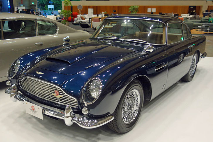 アストンマーティンDB5（1965年）／アトランティックカーズ