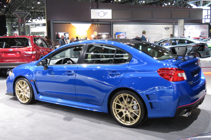 スバルWRX STI（エクステリア）