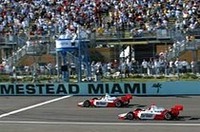 IRL開幕戦、ペンスキーのホーニッシュJr.が制す！