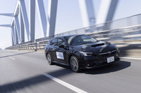 「スバル・アップグレードサービス」初の、ハードウエアの改良となる「ダイナミックモーションパッケージ」と「コンフォートクワイエットパッケージ」。開発に際しては、ディーラーでの施工のしやすさも十分に考慮したという。