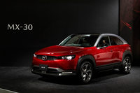 “MX”なのにSUV!?　マツダの新型車「MX-30」に秘められた謎