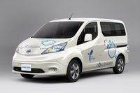 「日産e-NV200」