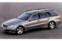 メルセデスの新型「Eクラス」ワゴン、写真公開の画像