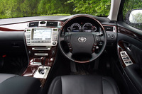 トヨタ・クラウンマジェスタ Cタイプ“Fパッケージ” (FR/6AT)【ブリーフテスト】の画像