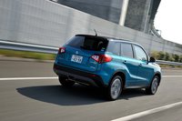 4代目「エスクード」の燃費性能は、FF車で18.2km/リッター、4WD車で17.4km/リッターとなっている（ともにJC08モード）。