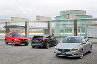 右から「ボルボS60」と「V60」「XC60」。
    
