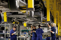 メルセデス、ハンガリーで新型Bクラスの生産開始の画像