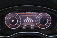 12.3インチの液晶を使ったフルデジタルメーターの「アウディバーチャルコックピット」。