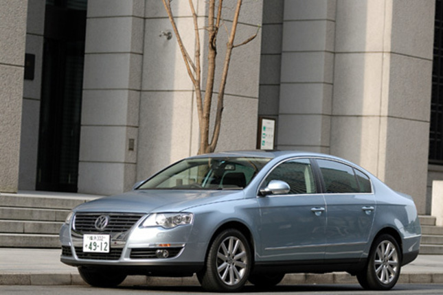 【スペック】全長×全幅×全高＝4785×1820×1490mm／ホイールベース＝2710mm／車重＝1680kg／駆動方式＝4WD／3.2リッターV6DOHC24バルブ（250ps/6250rpm、33.1kgm/2750rpm）／価格＝439万円（テスト車＝450万6000円）