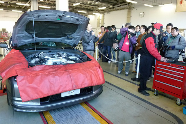 日産GT-R」認定中古車へのプロセスを体験 【ニュース】 - webCG