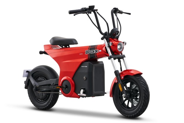 モチーフは「スーパーカブ」「ダックス」「ズーマー」 ホンダが電動