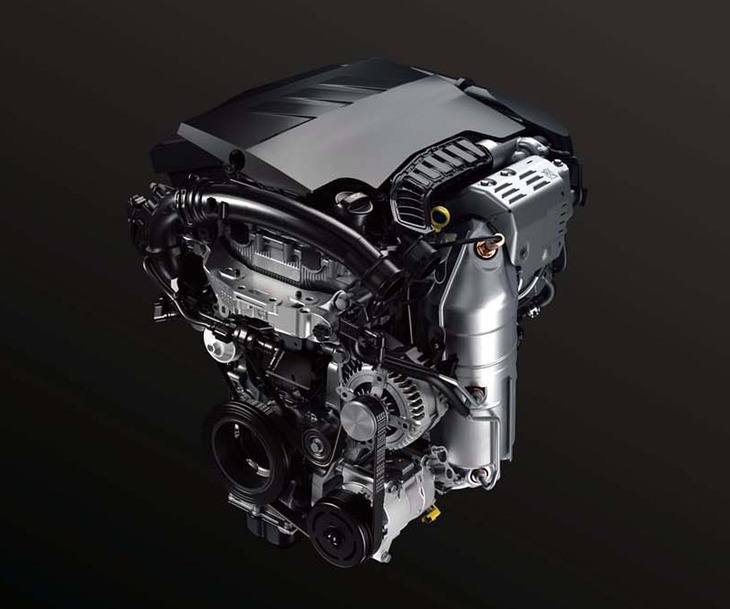 最高出力155PS、最大トルク240N・mを発生を発生する1.2リッター直3エンジン。