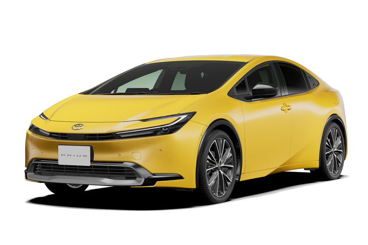 スーパーカールックになった新型「プリウス」。