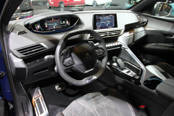 プジョー3008（インテリア）