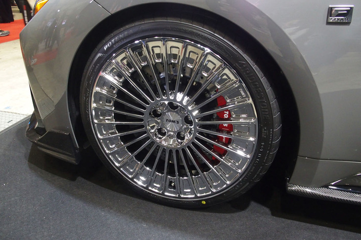 レクサスIS500（TOM’S）