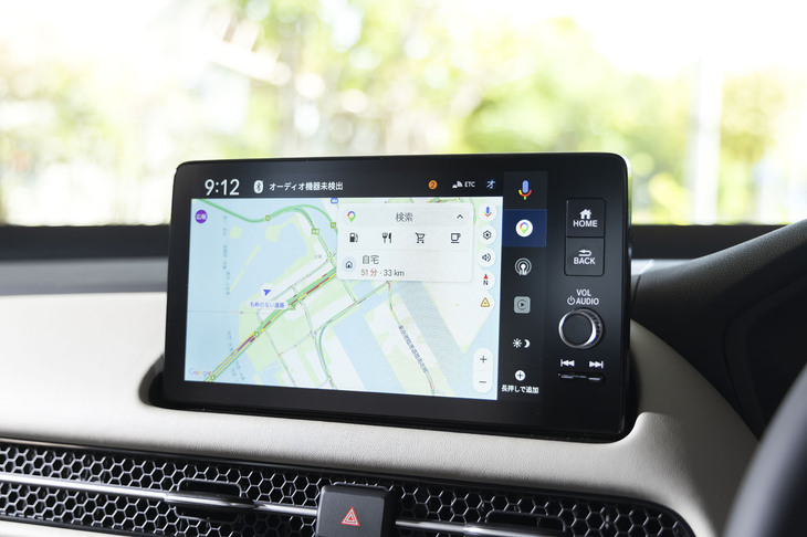 今回の改良では、「e：HEV Z」や同グレードをベースとする特別仕様車に、Googleを搭載した「Honda CONNECTディスプレイ」を採用。GoogleアシスタントやGoogleマップ、Google Playを車載機器で利用可能となった。
