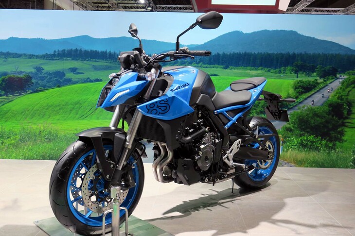 スズキGSX-8S