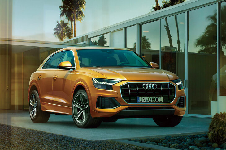 アウディQ8 50 TDIクワトロ