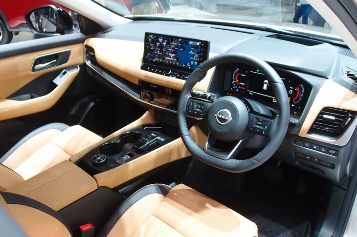 日産エクストレイルG e-4ORCE（インテリア）