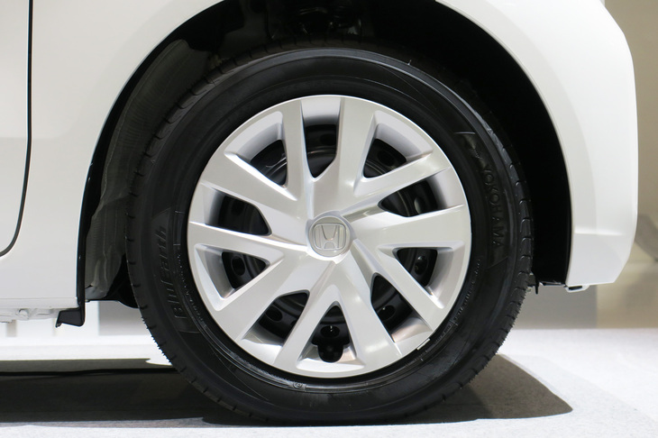 ホンダN-BOX（タイヤ＆ホイール）