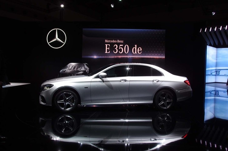 メルセデス・ベンツE350deアバンギャルド スポーツ